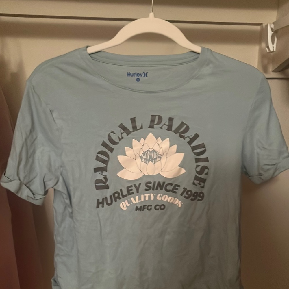 Green Hurley tee